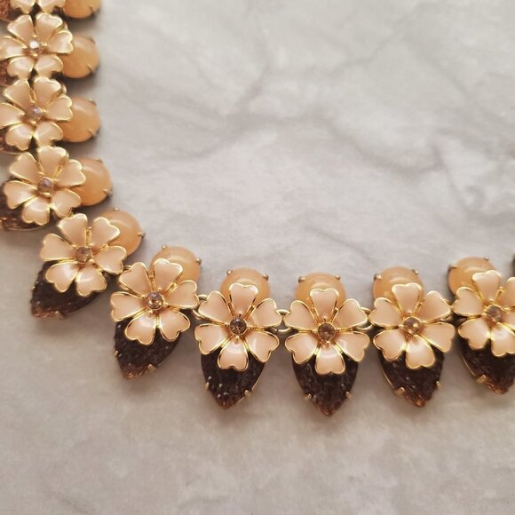 🍓 J.Crew Strawberry Flower Floral Rhinestones Crystal Cluster Statement 🍓 - Picture 6 of 16